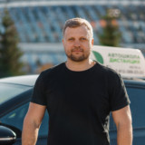 инструктор по вождению Сергей Анисифоров